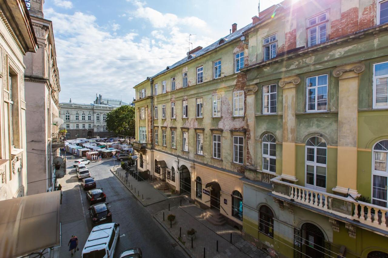 Apartmán Навпроти Вернісажу Біля Оперного Вулиця Театральна 26 Є Балкон Та Інернет Lvov Exteriér fotografie